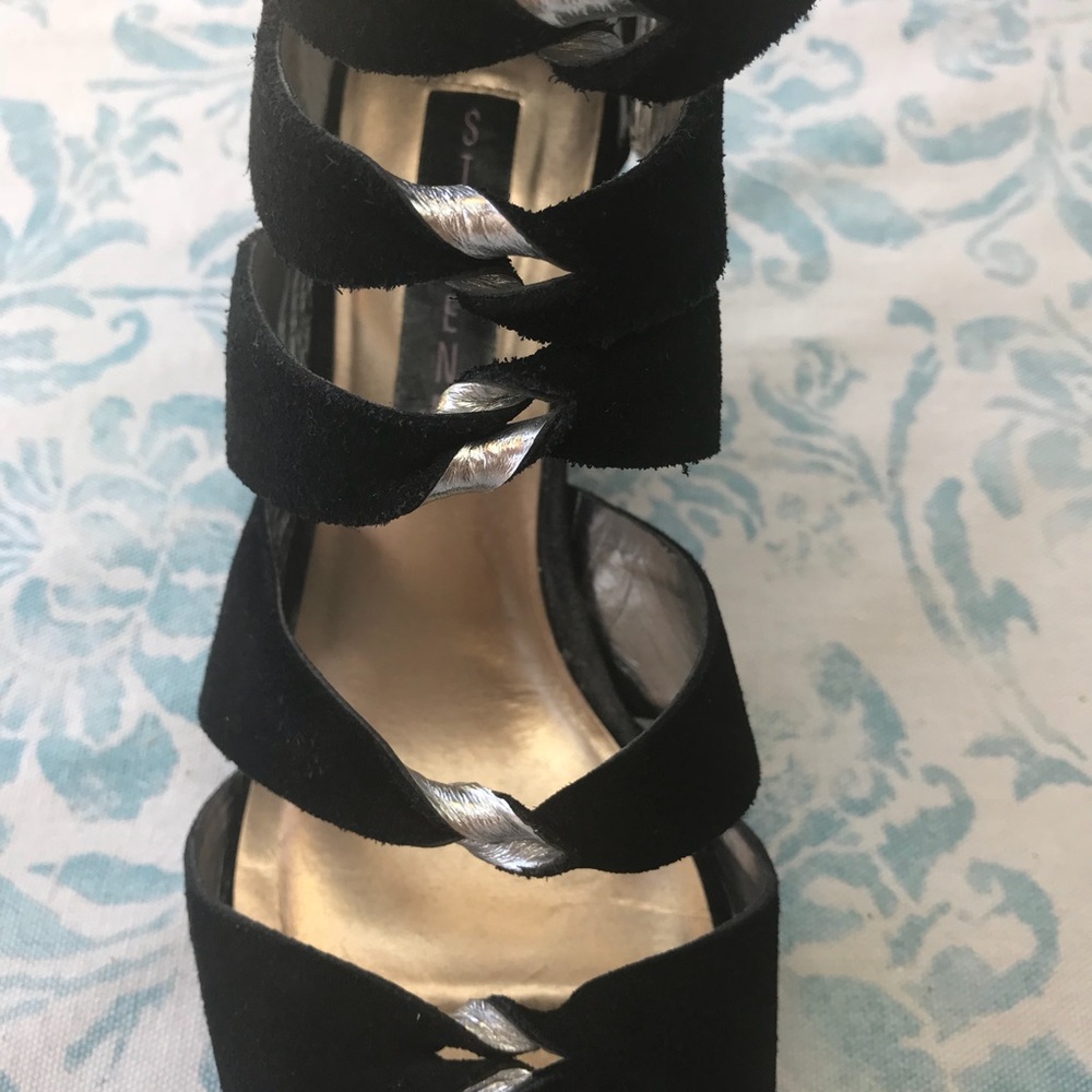STEVEN BY STEVE MADDEN Gabbey Cutout Suede Sandal